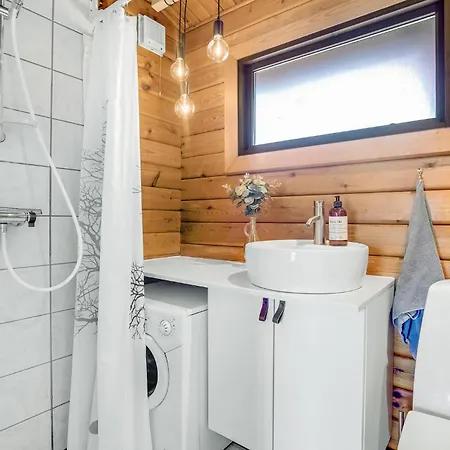 Svalebo Holiday home *